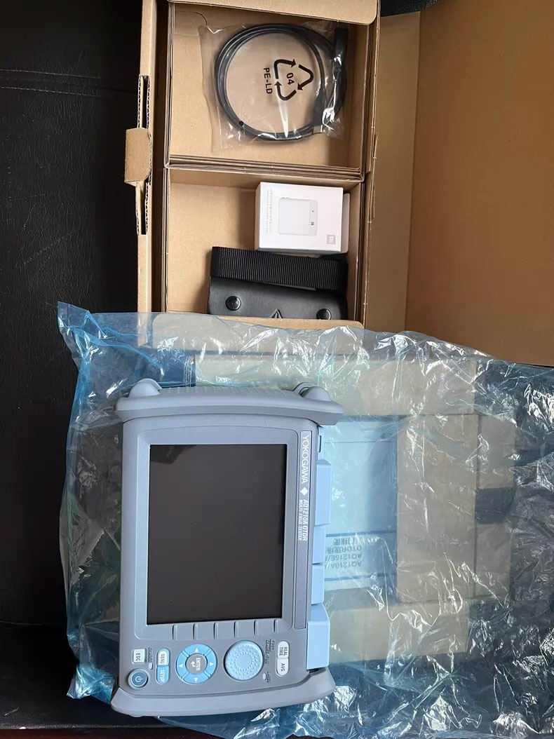 Optical Time Domain Reflectometer Otdr 1310 1550Nm - 요코가와 AQ1000 OTDR 광시간영역반사계 1310/1550nm 32/30dB