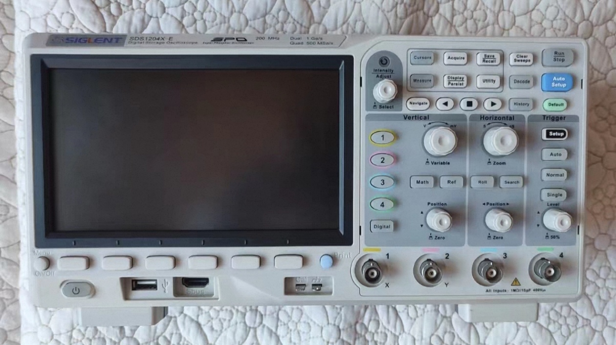 SIGLENT SDS1204X-E 200MHz 4채널  - Digital Storage Oscilloscope 4 Channel 100Mhz 리뷰 및 가격